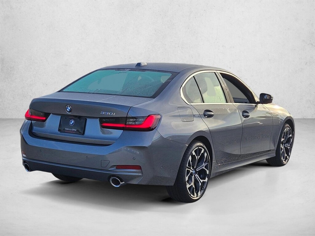 New 2026 BMW 330i NA Sedan