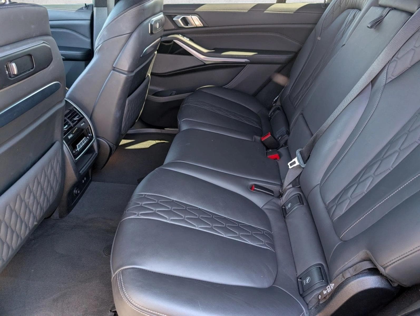 2024 BMW X7 M60i - Photo 21