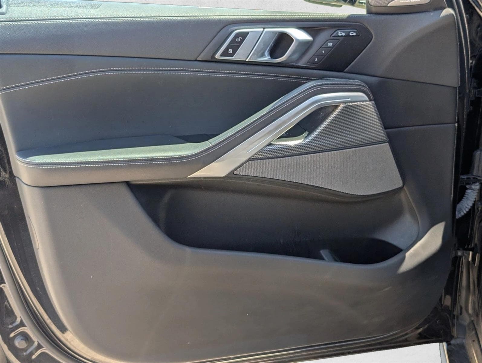 2023 BMW X6 40i - Photo 8