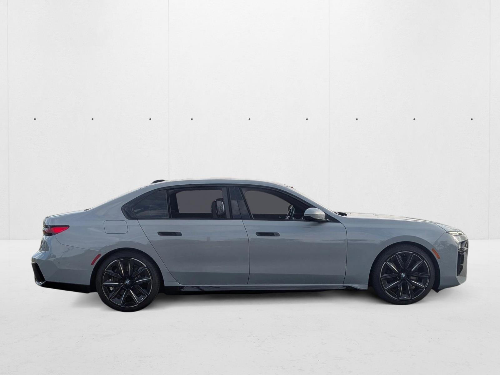 2023 Bmw 740i Sedan photo 4