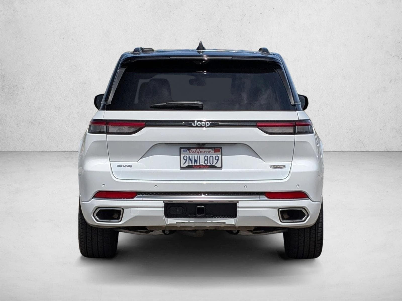 2024 Jeep Grand Cherokee Summit photo 6