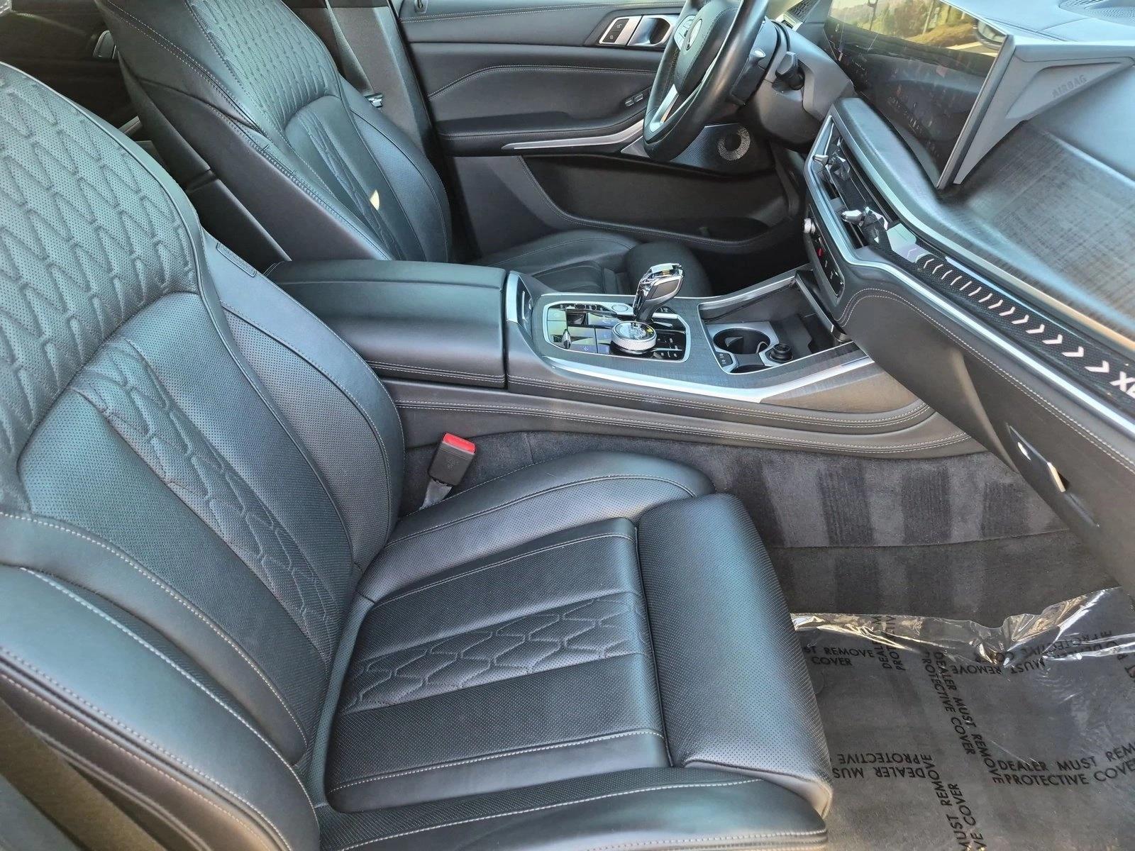 2025 BMW X7 ALPINA XB7 - Photo 24