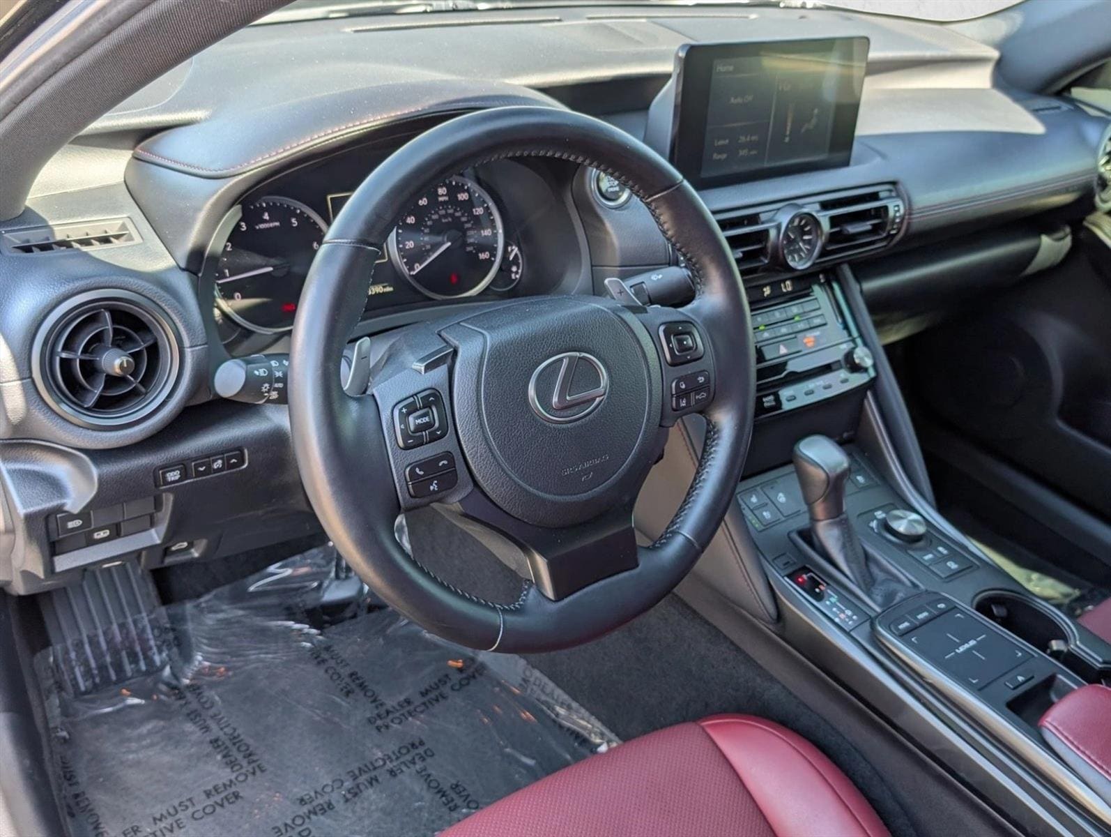 2023 Lexus IS 300 - Photo 10