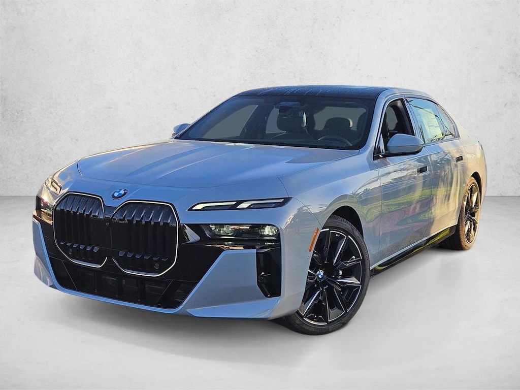 New 2026 BMW 740i xDrive Sedan