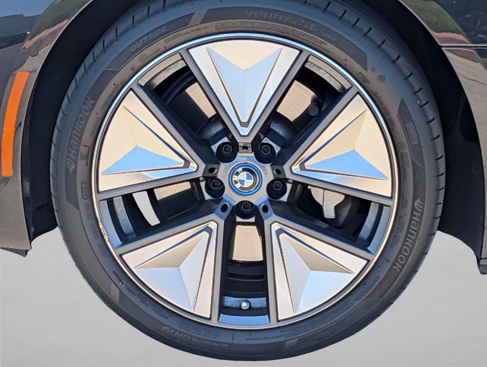 2024 BMW i4 35 - Photo 25