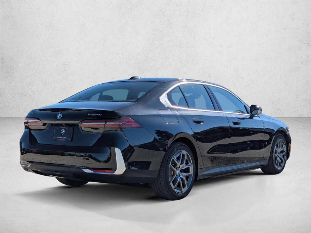 New 2026 BMW i5 eDrive40 Sedan