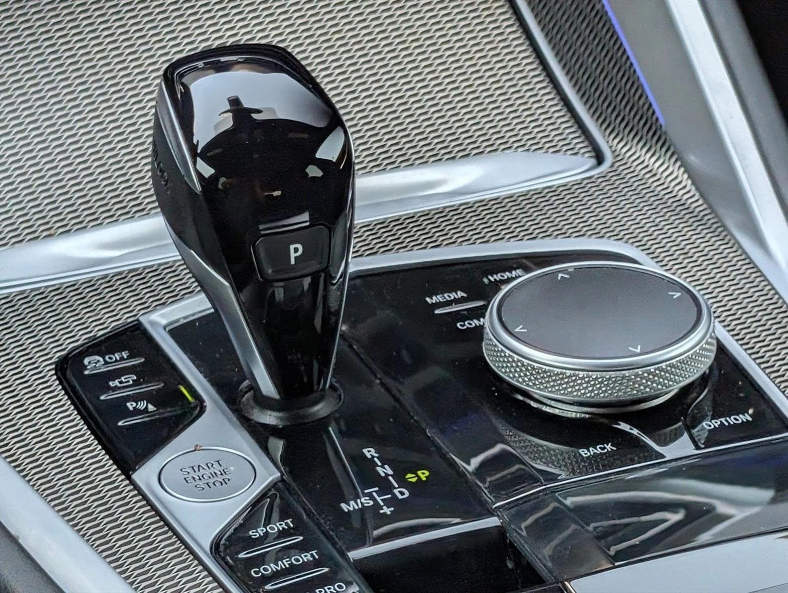 2023 BMW X6 40i - Photo 16