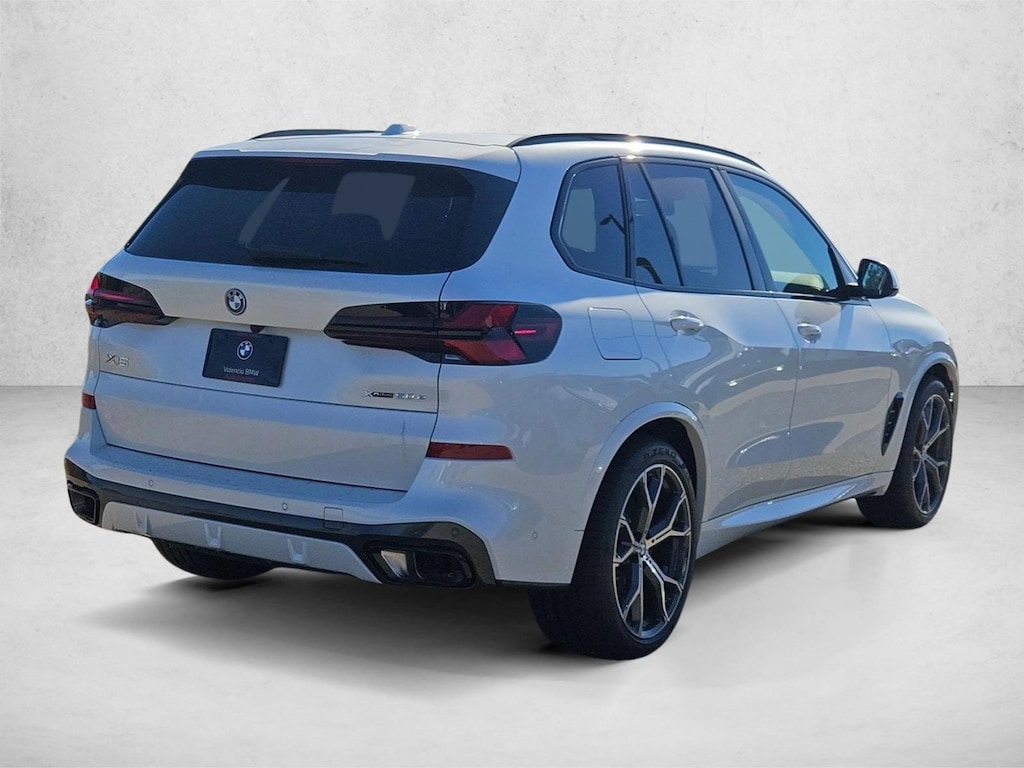 New 2026 BMW X5 PHEV xDrive50e SUV