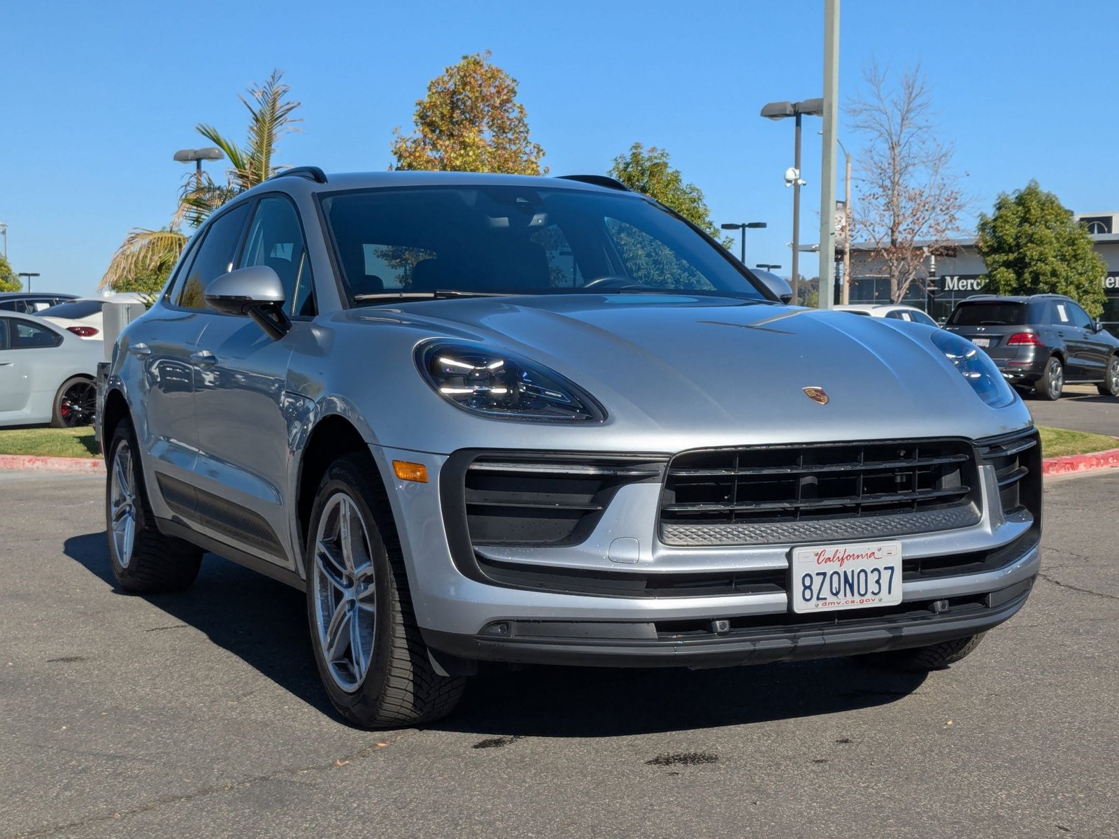 2022 Porsche Macan photo 3