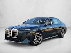 2027 BMW 740i