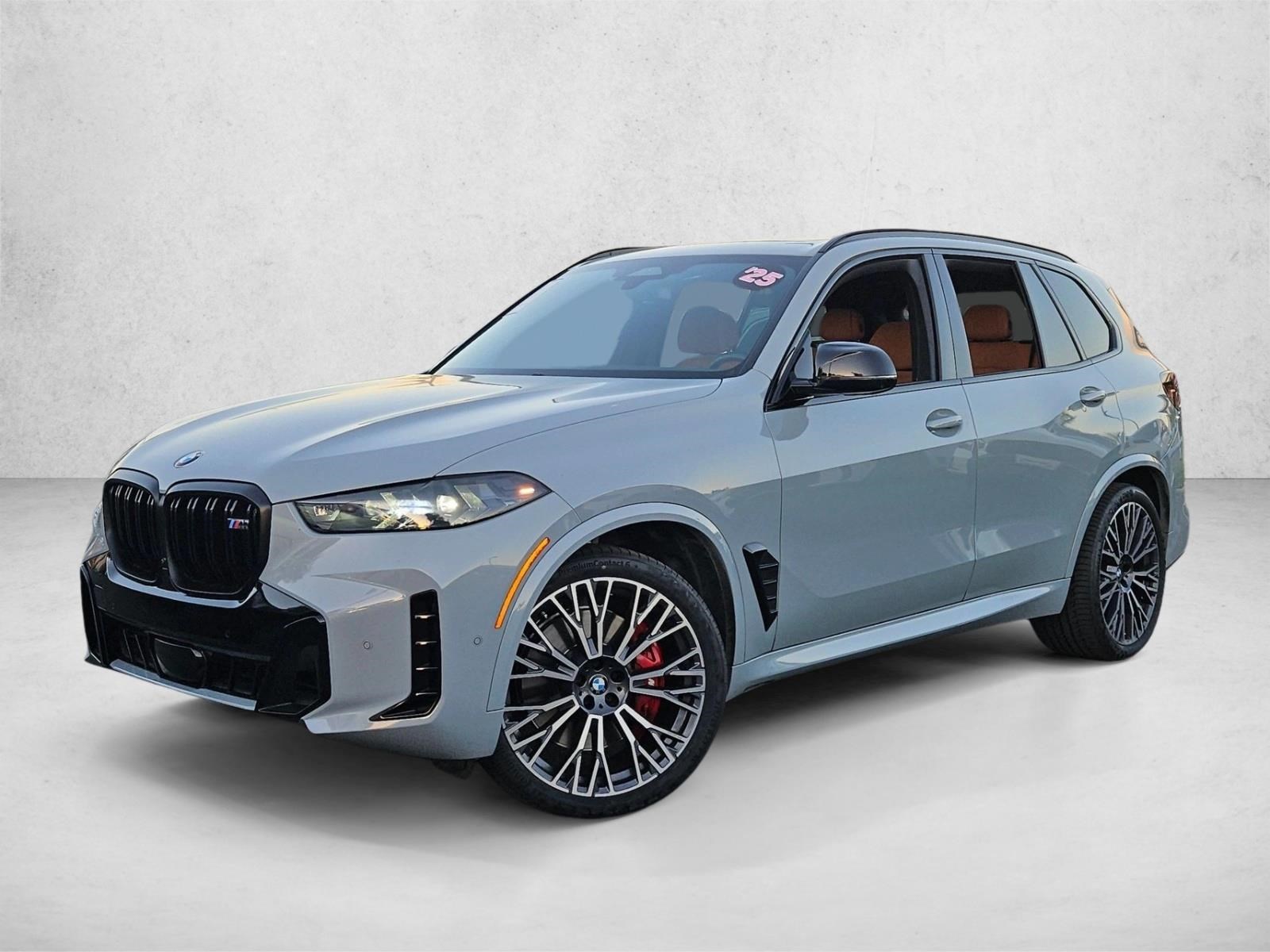 2025 BMW X5 M60i — photo 1 of 24