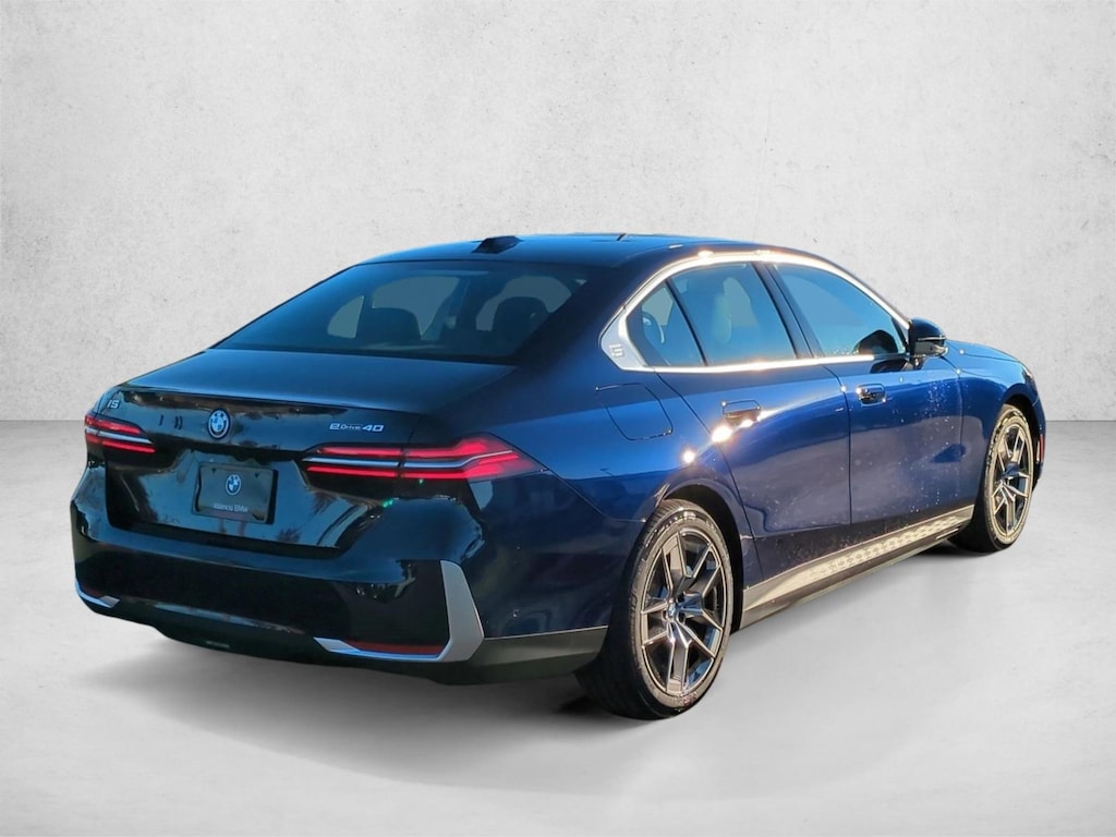 New 2026 BMW i5 eDrive40 Sedan