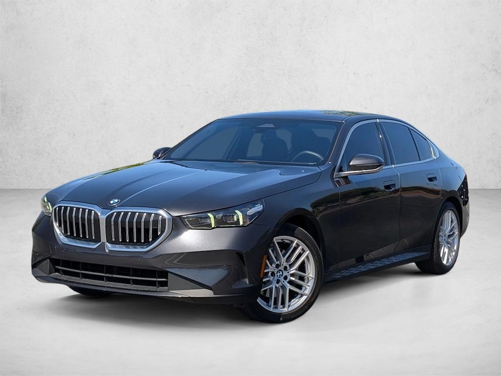 Used 2024 BMW 530i Sedan