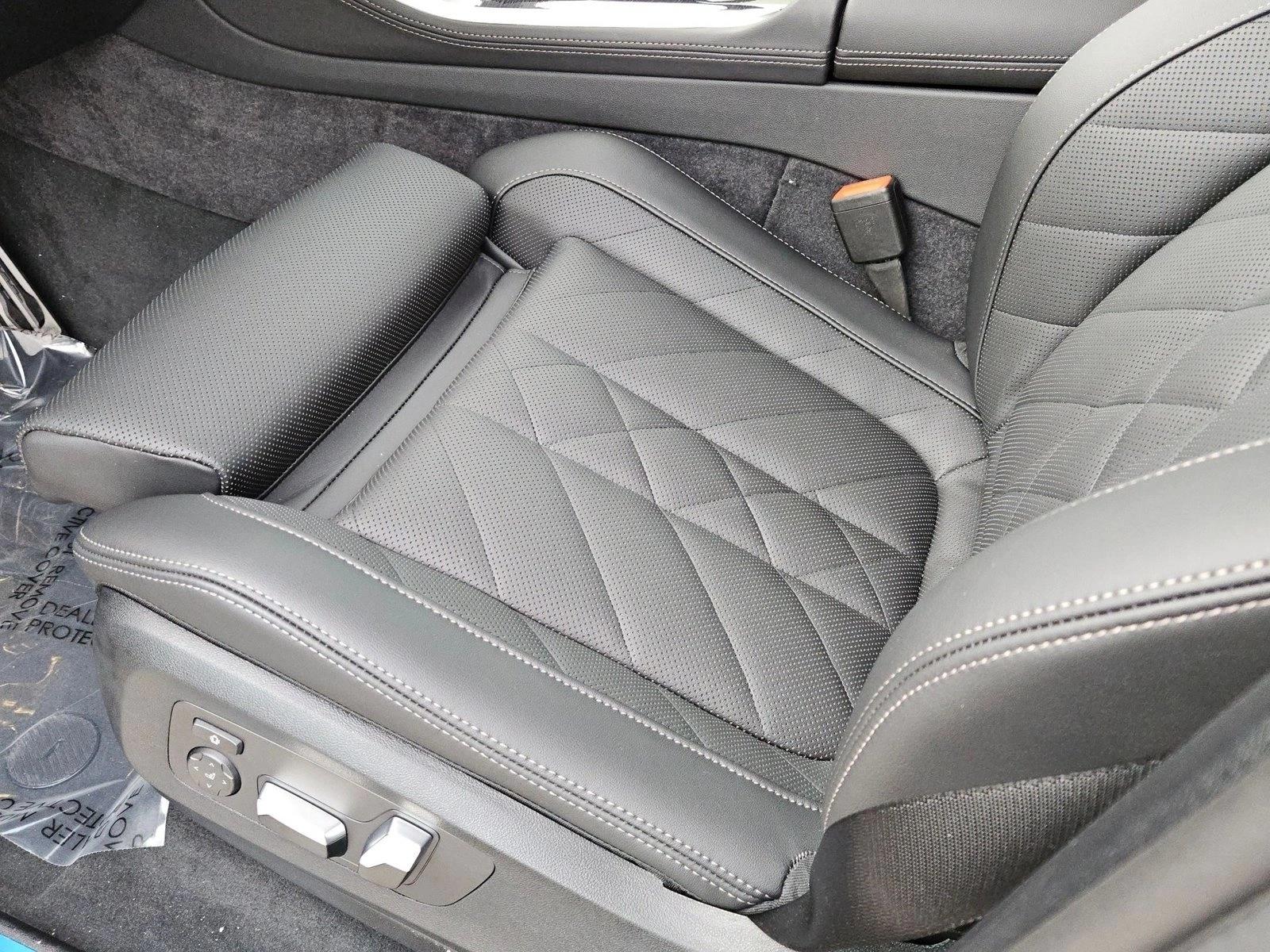 New 2026 BMW X5 sDrive40i SUV
