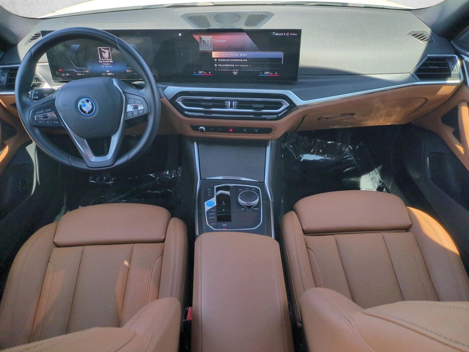 2023 BMW i4 35 - Photo 18