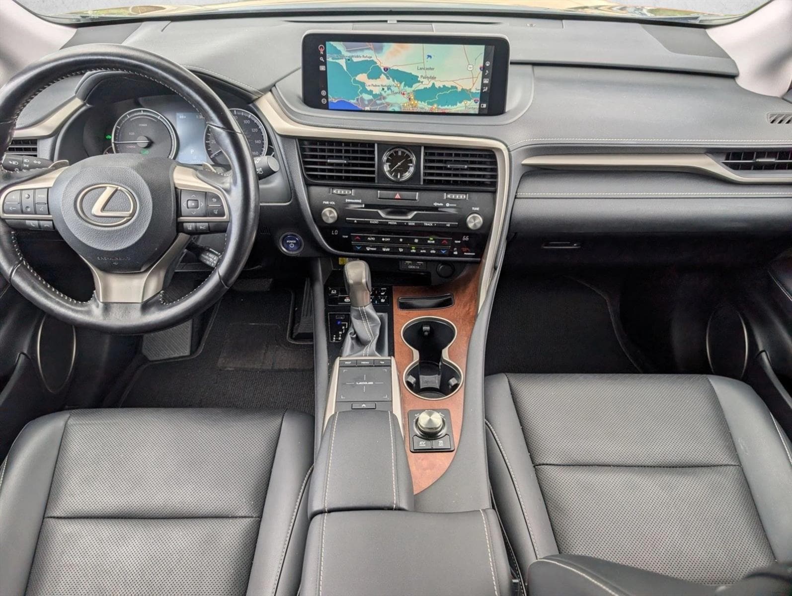 2022 Lexus RX Hybrid 450h - Photo 19