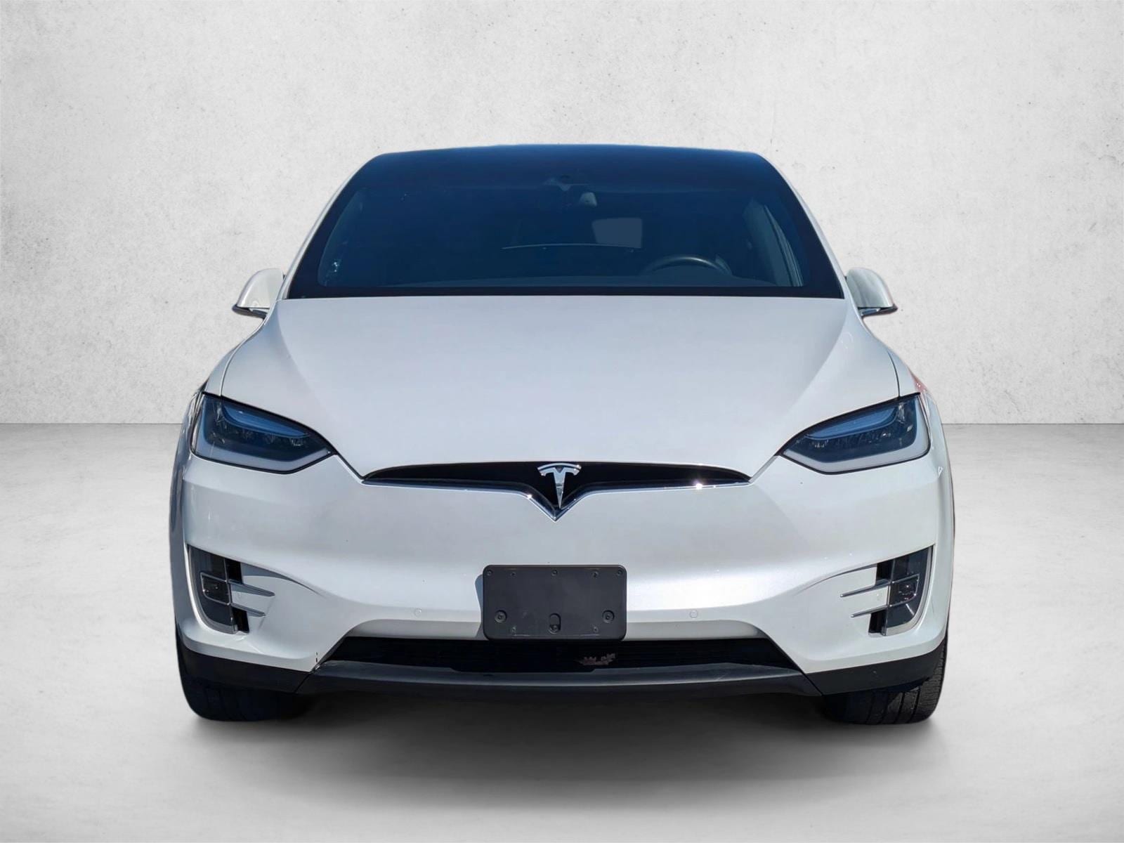 Used 2016 Tesla Model X 90D with VIN 5YJXCBE21GF015601 for sale in Santa Clarita, CA