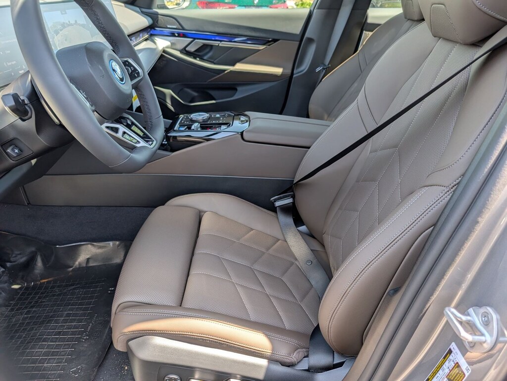 New 2026 BMW i5 eDrive40 Sedan