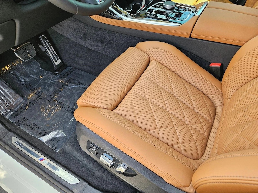 New 2026 BMW X7 xDrive40i SUV