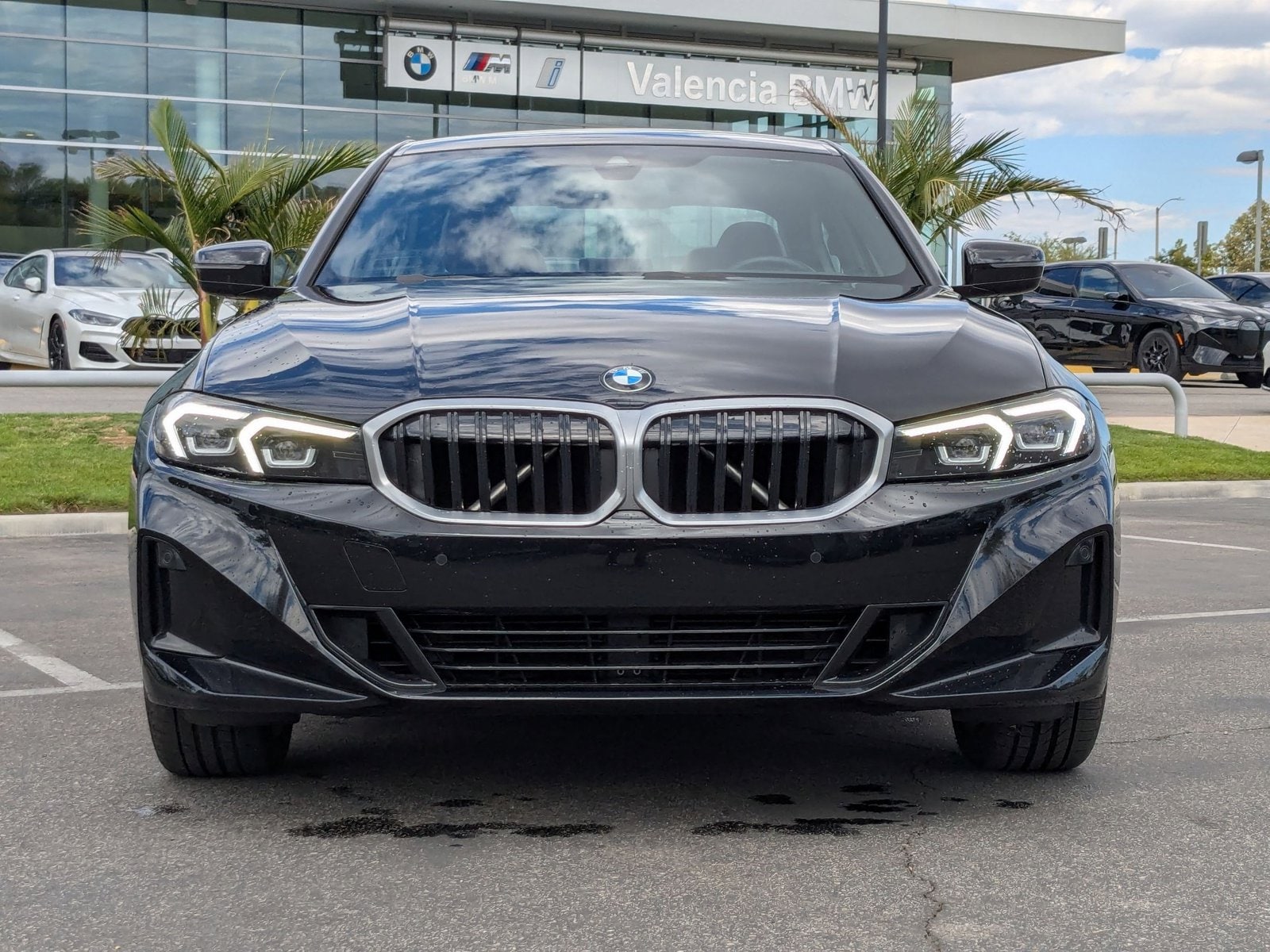 2023 Bmw 330i photo 2
