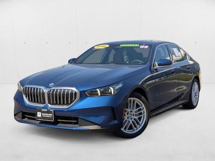 2025 BMW 530i Sedan