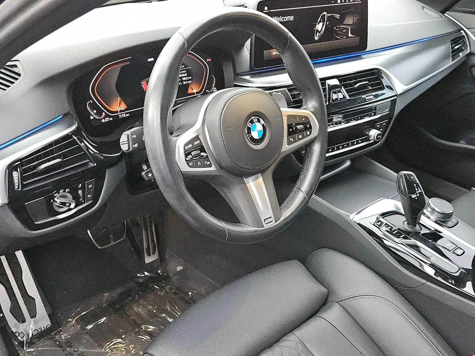 2023 BMW 5 Series 530i - Photo 10
