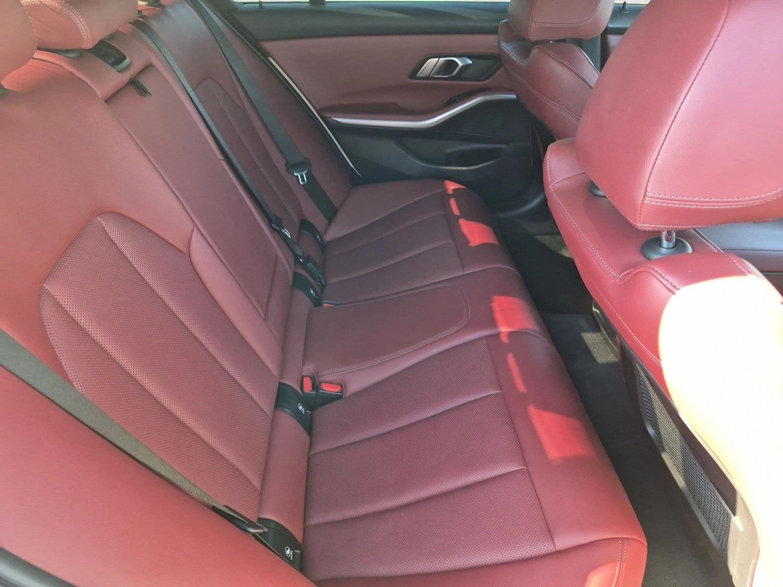2023 BMW 3 Series 330i - Photo 21