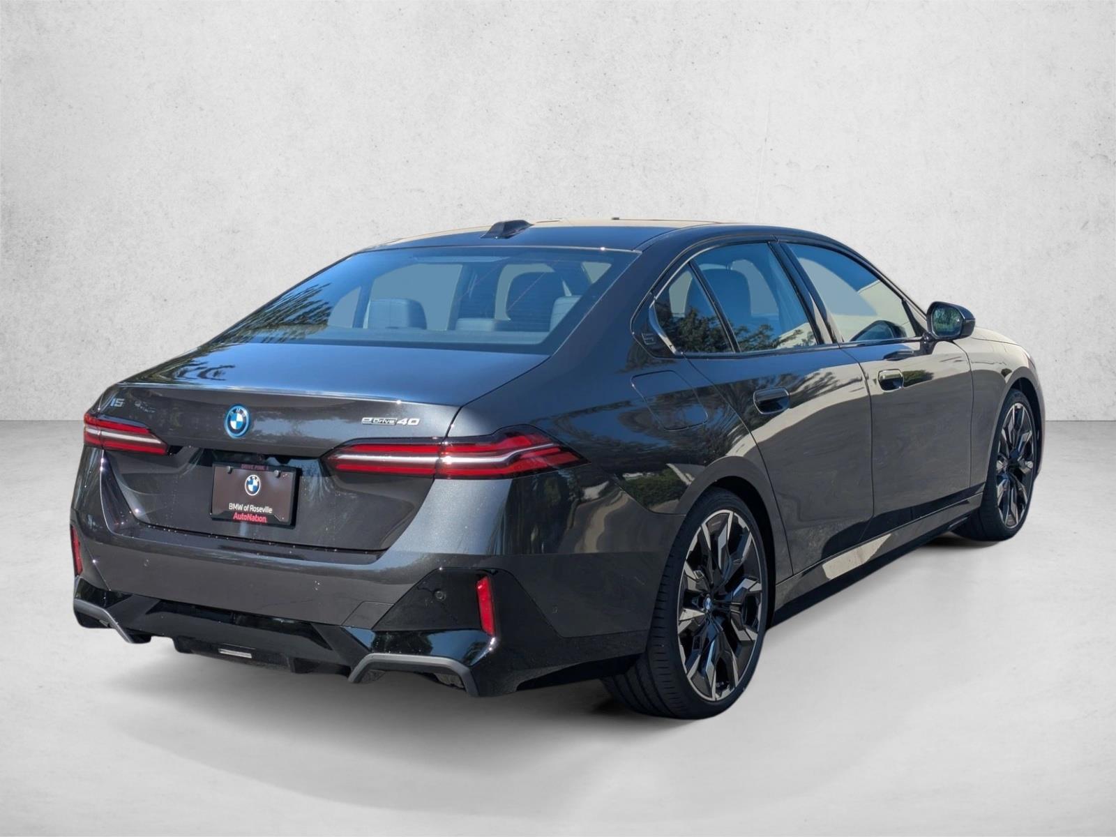 2026 Bmw i5 eDrive40 photo 2