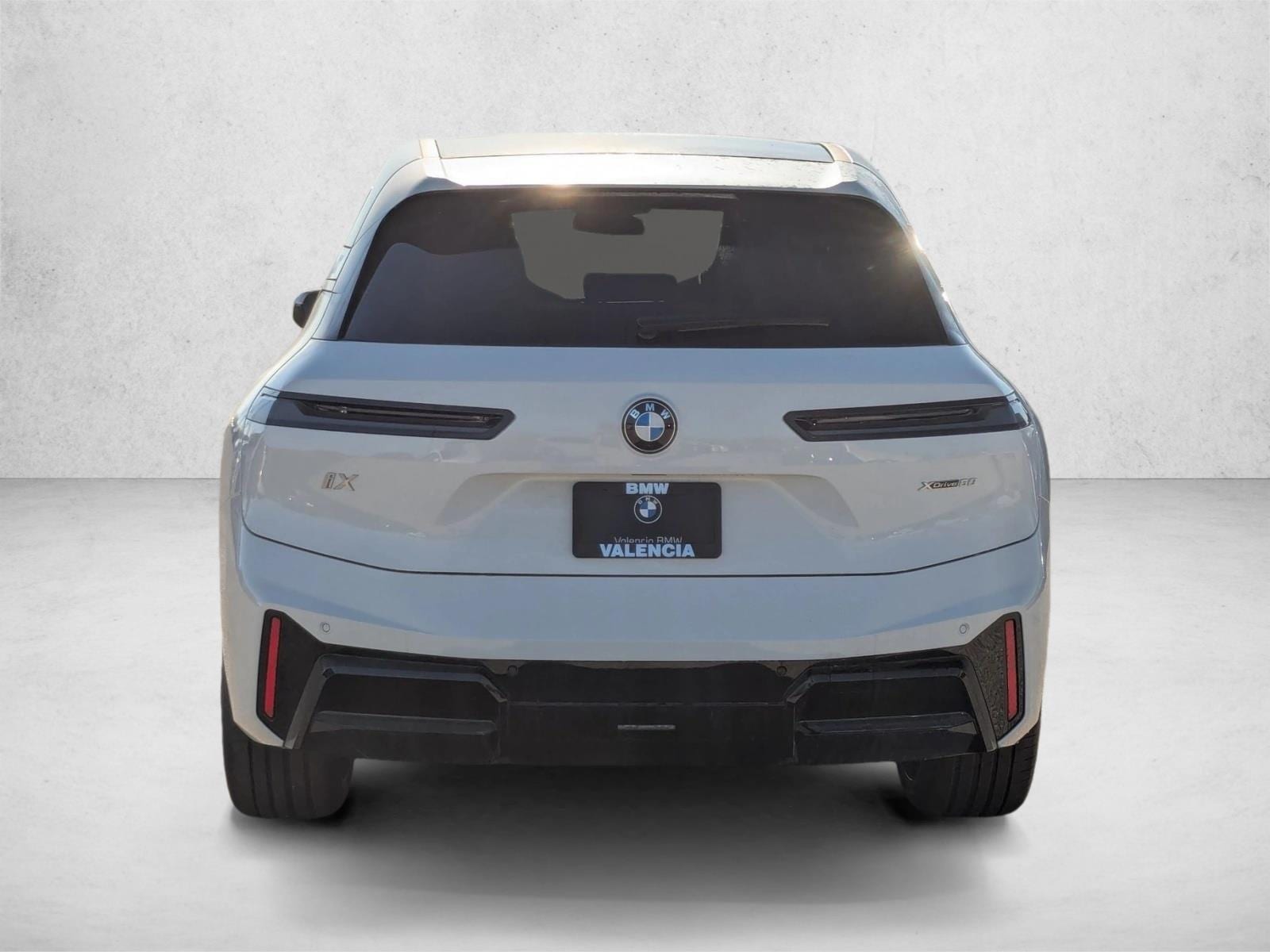 2026 BMW iX 60 - Photo 8