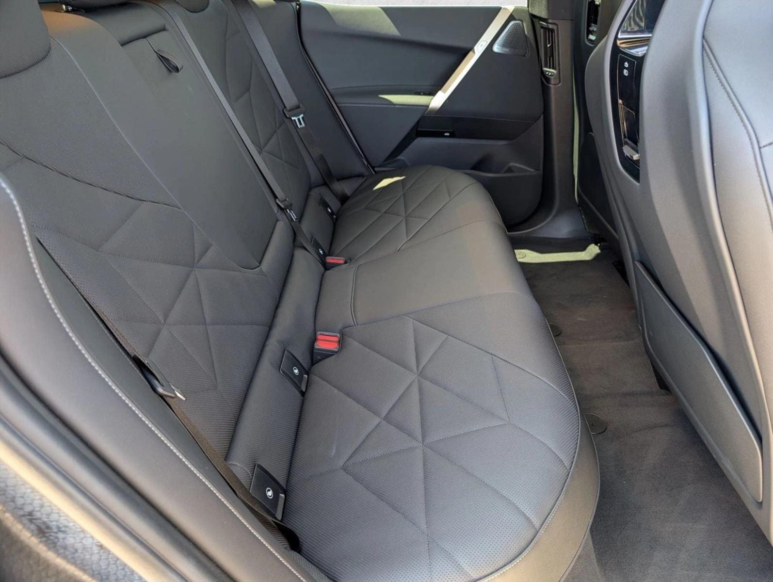 2024 BMW iX Base - Photo 22