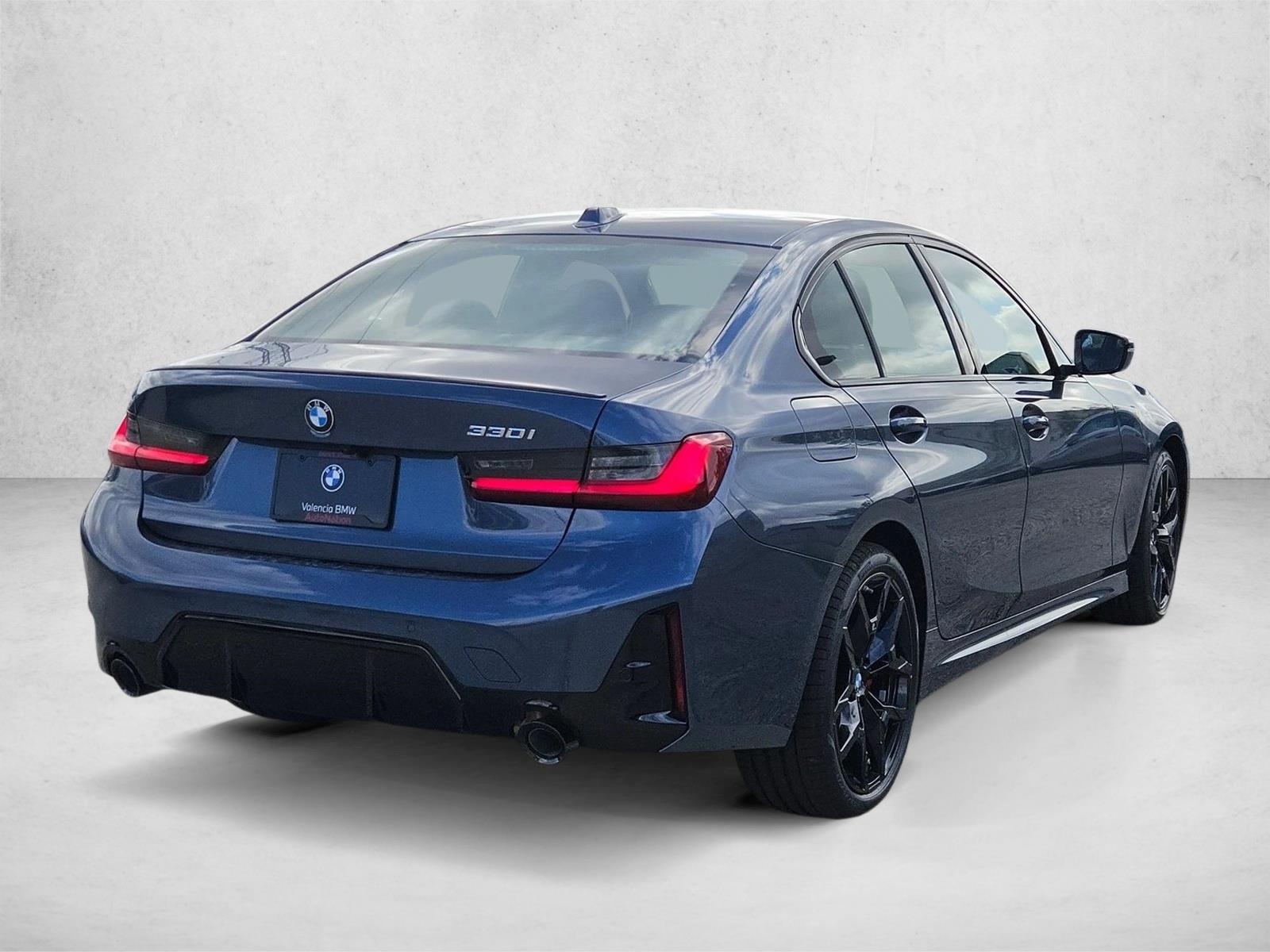 New 2026 BMW 330i Sedan