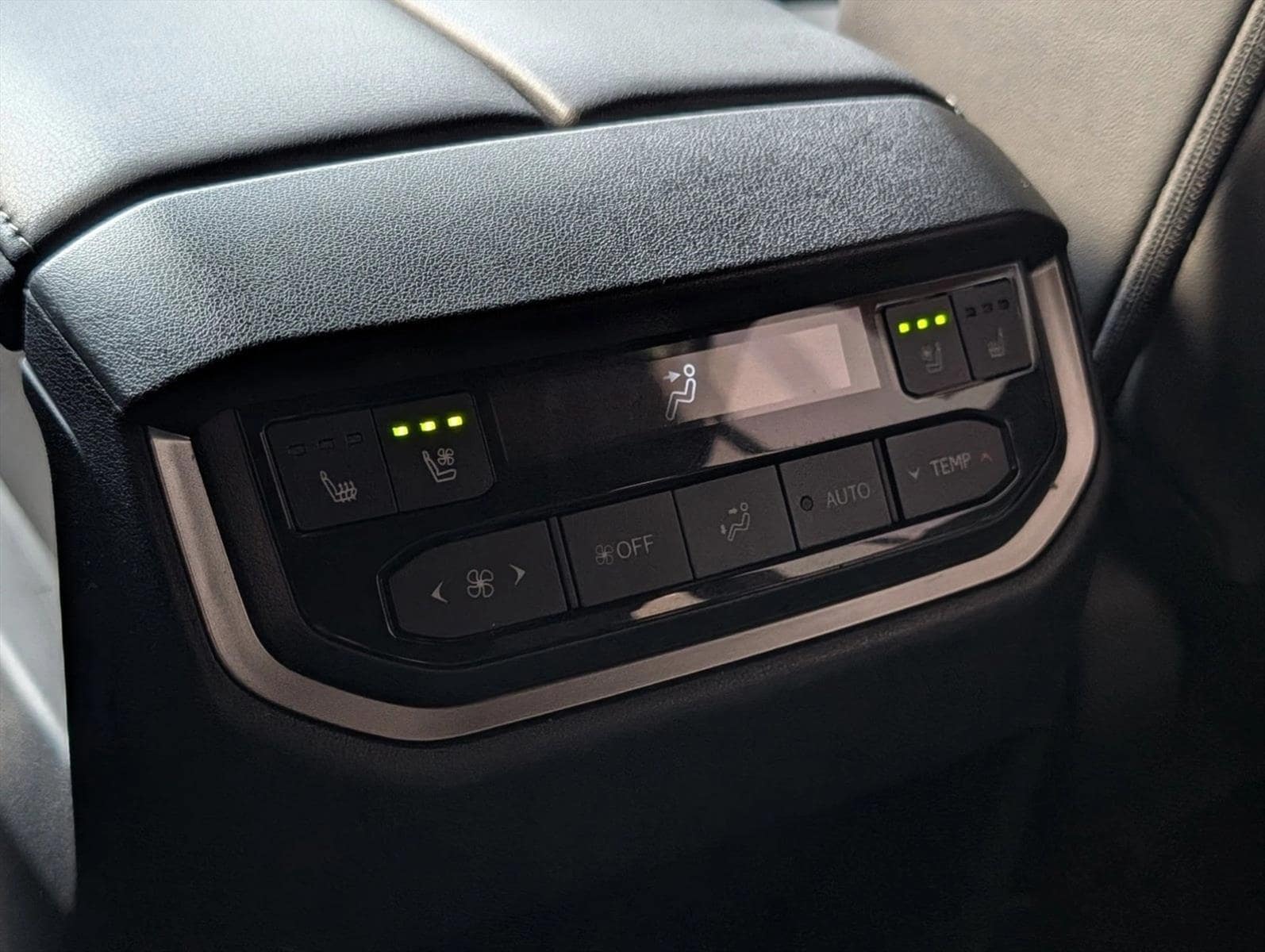 2026 Lexus TX Premium - Photo 17
