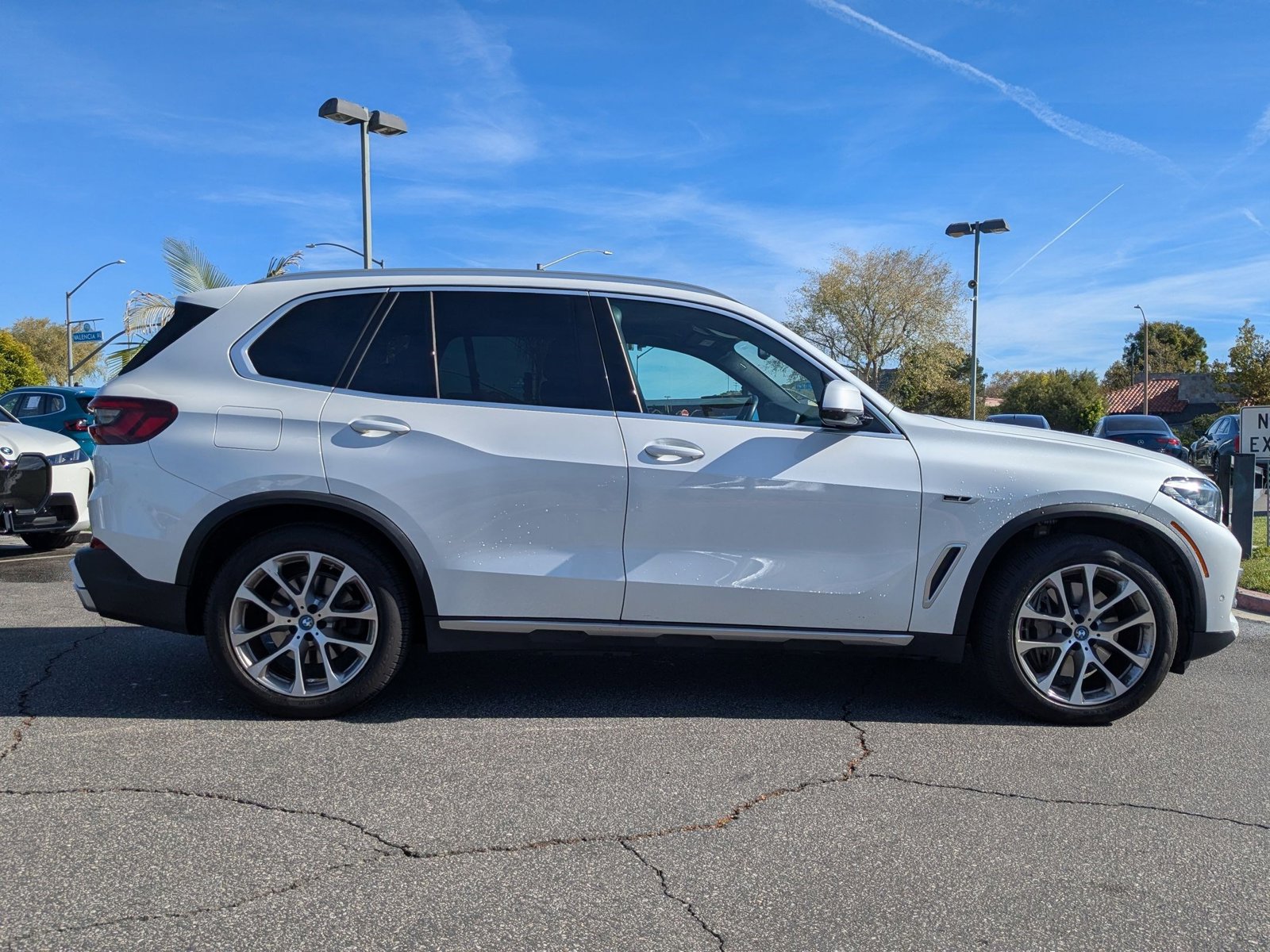 2023 Bmw X5 xDrive45e photo 3