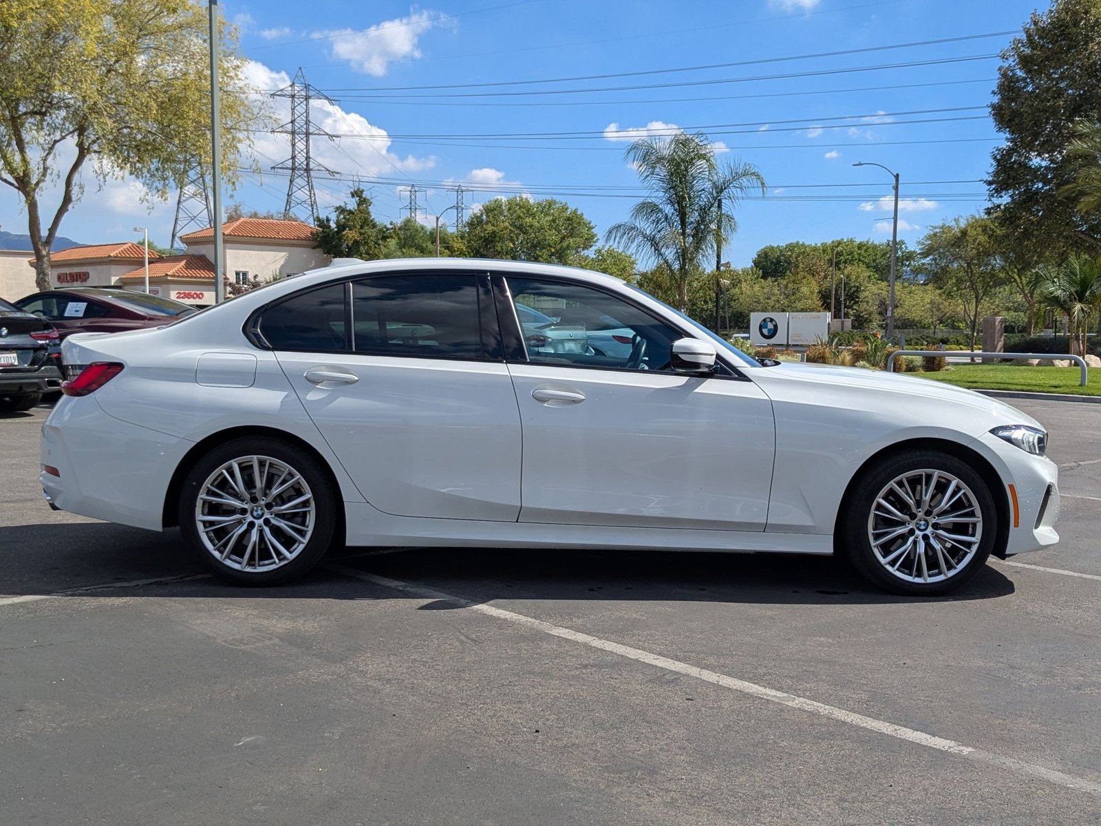 2023 Bmw 330i photo 4