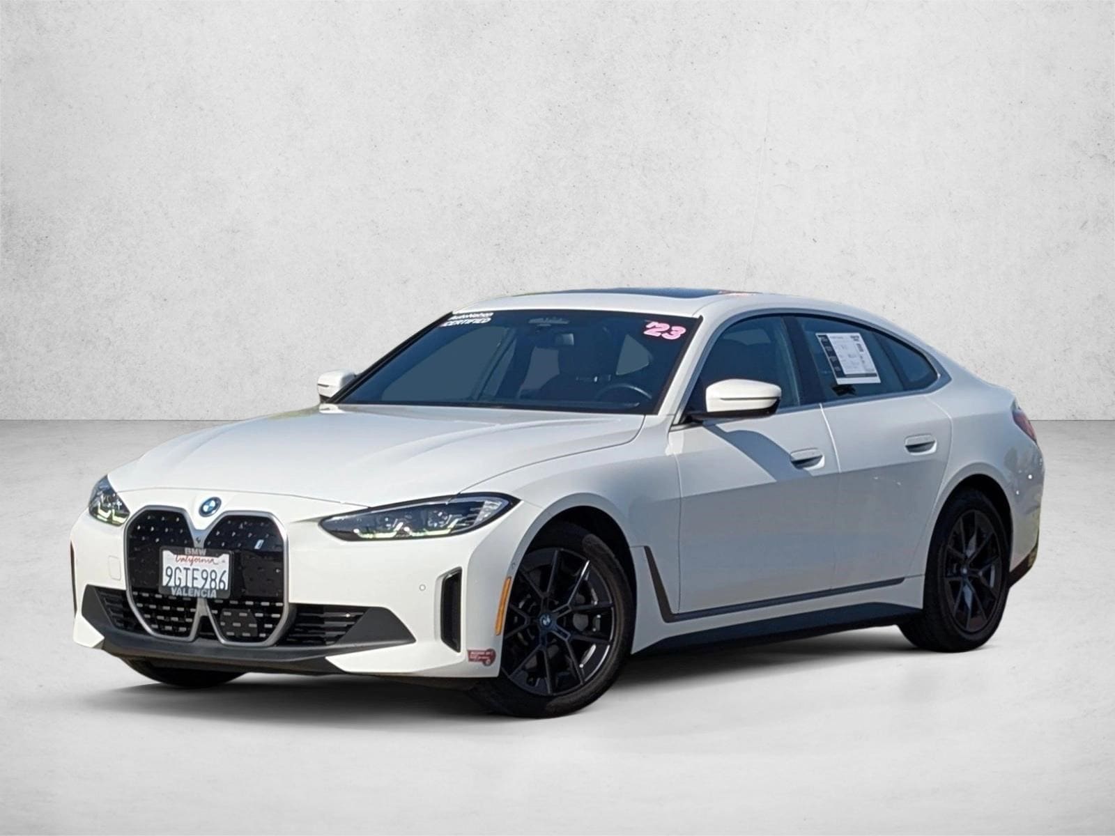 2023 BMW i4 eDrive35's photo