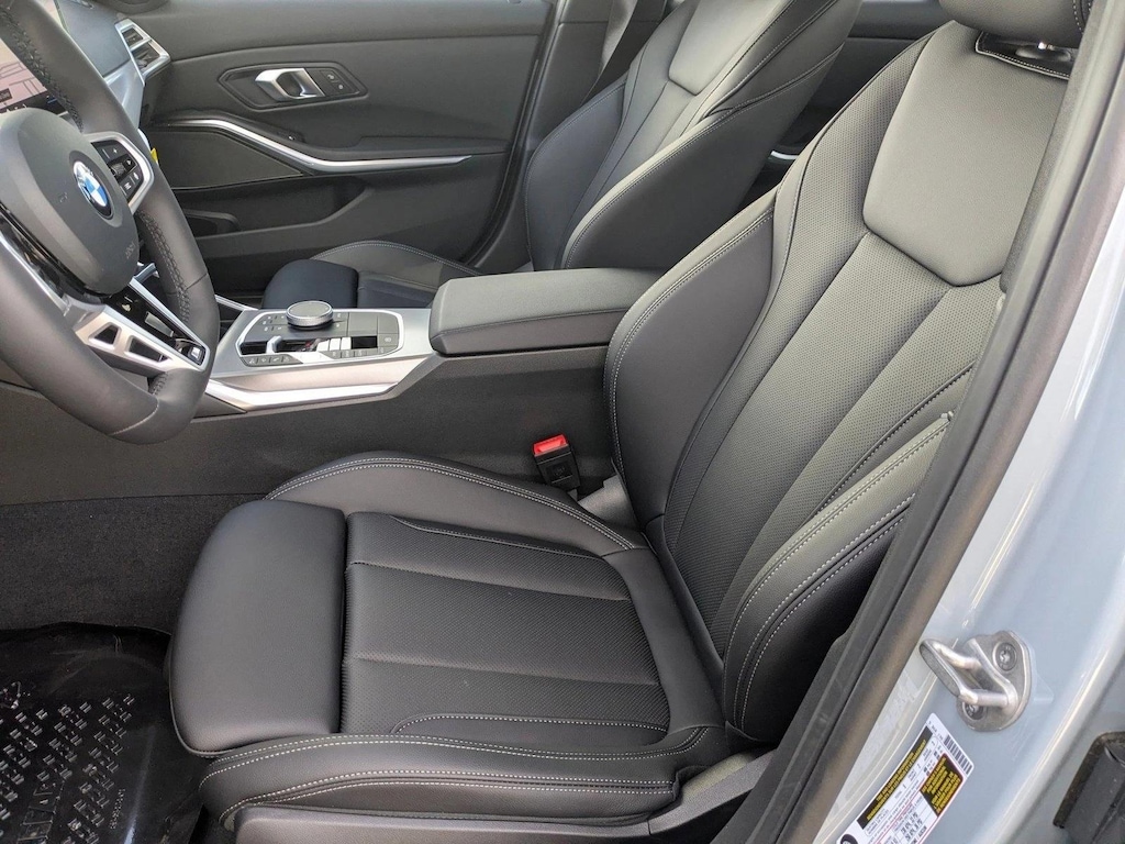 New 2026 BMW 330i NA Sedan