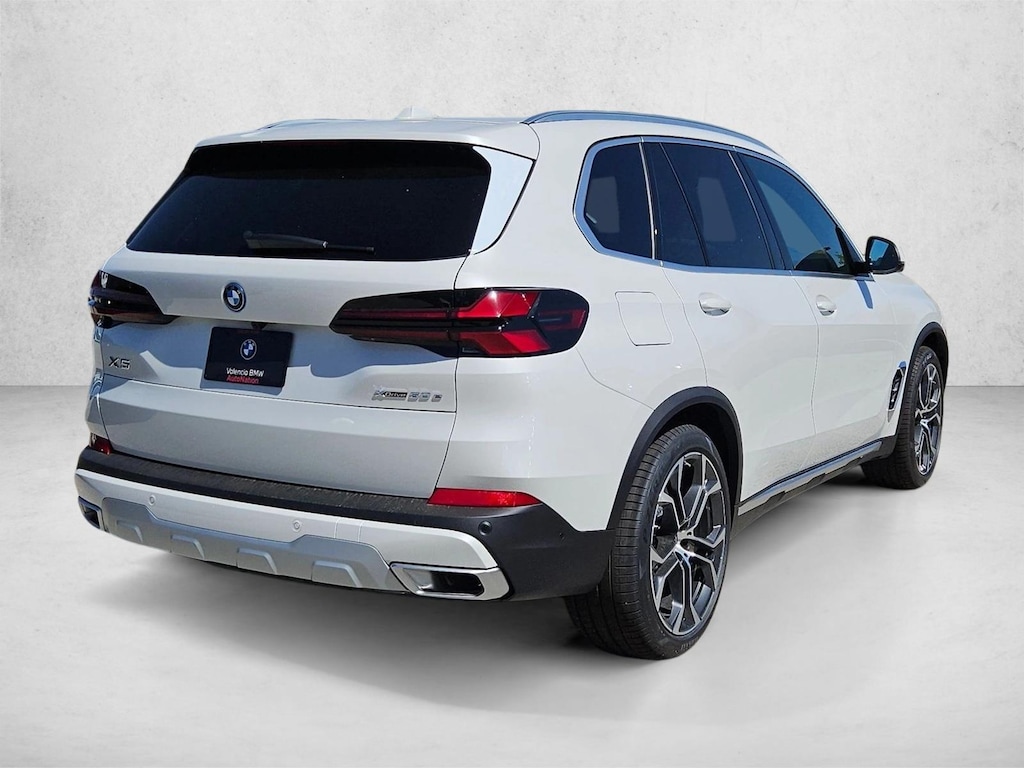 New 2026 BMW X5 PHEV xDrive50e SUV