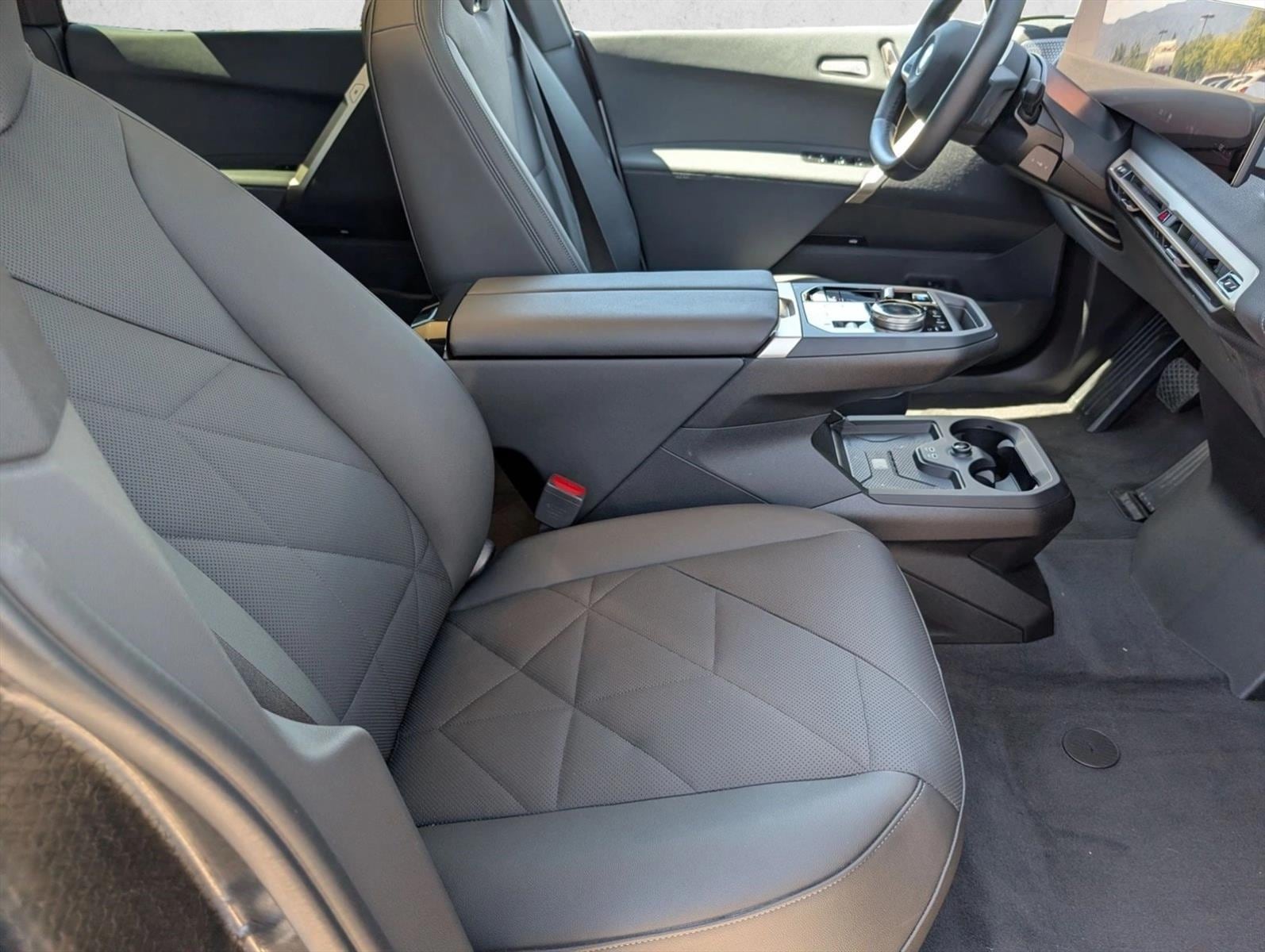 2024 BMW iX Base - Photo 23