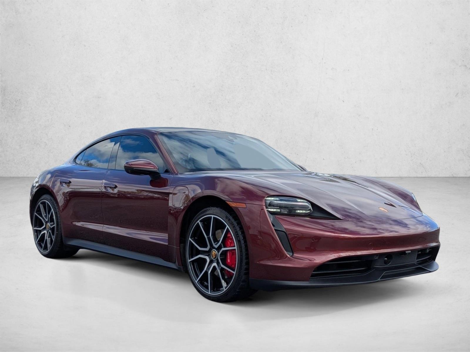 2022 Porsche Taycan 4S photo 3