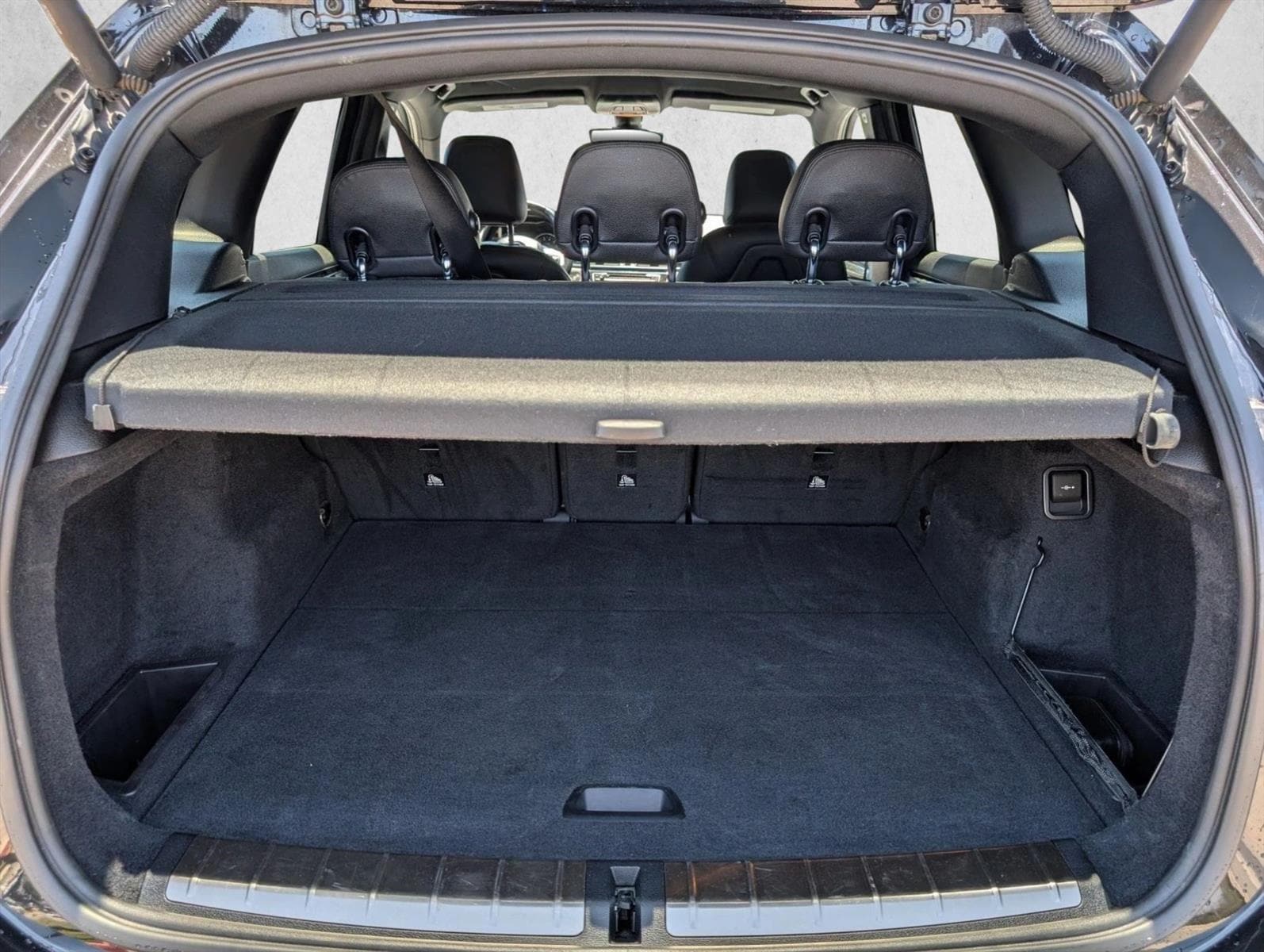 2017 BMW X1 28i - Photo 6