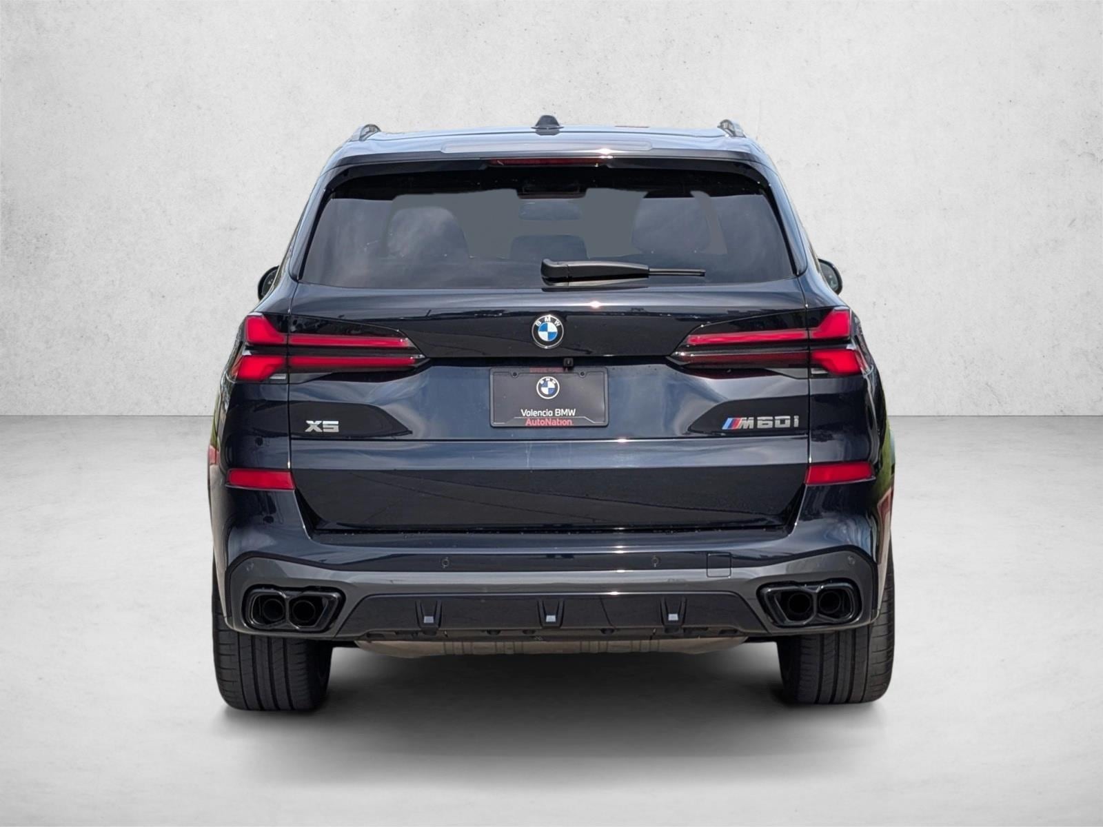 2025 BMW X5 M60i photo 6