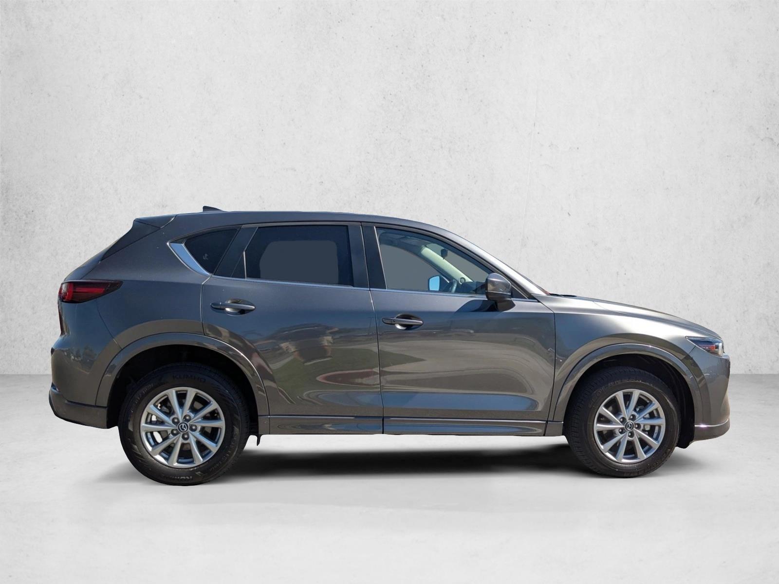 2024 Mazda CX-5 2.5 Select photo 3