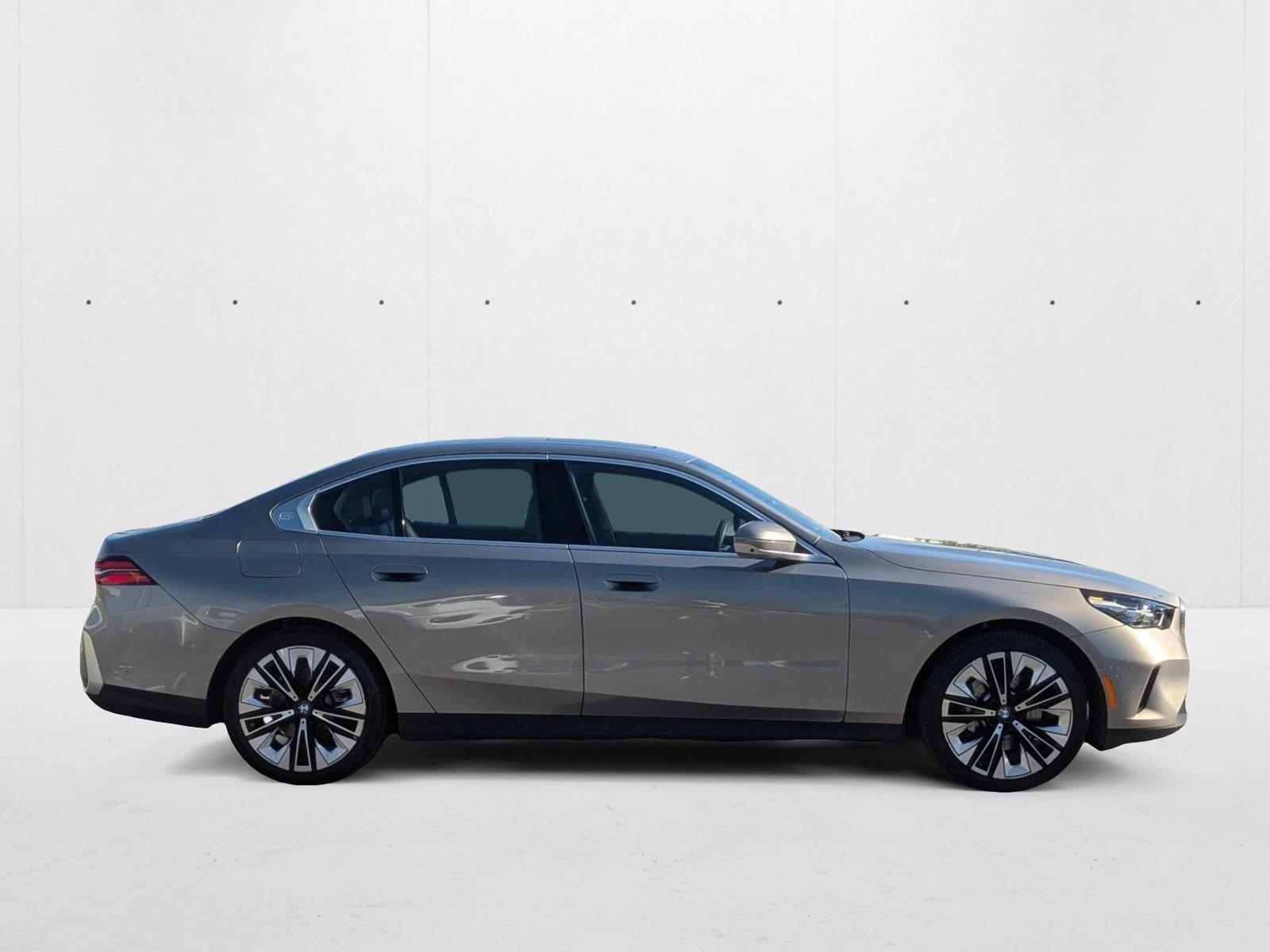 2024 Bmw 530i photo 4