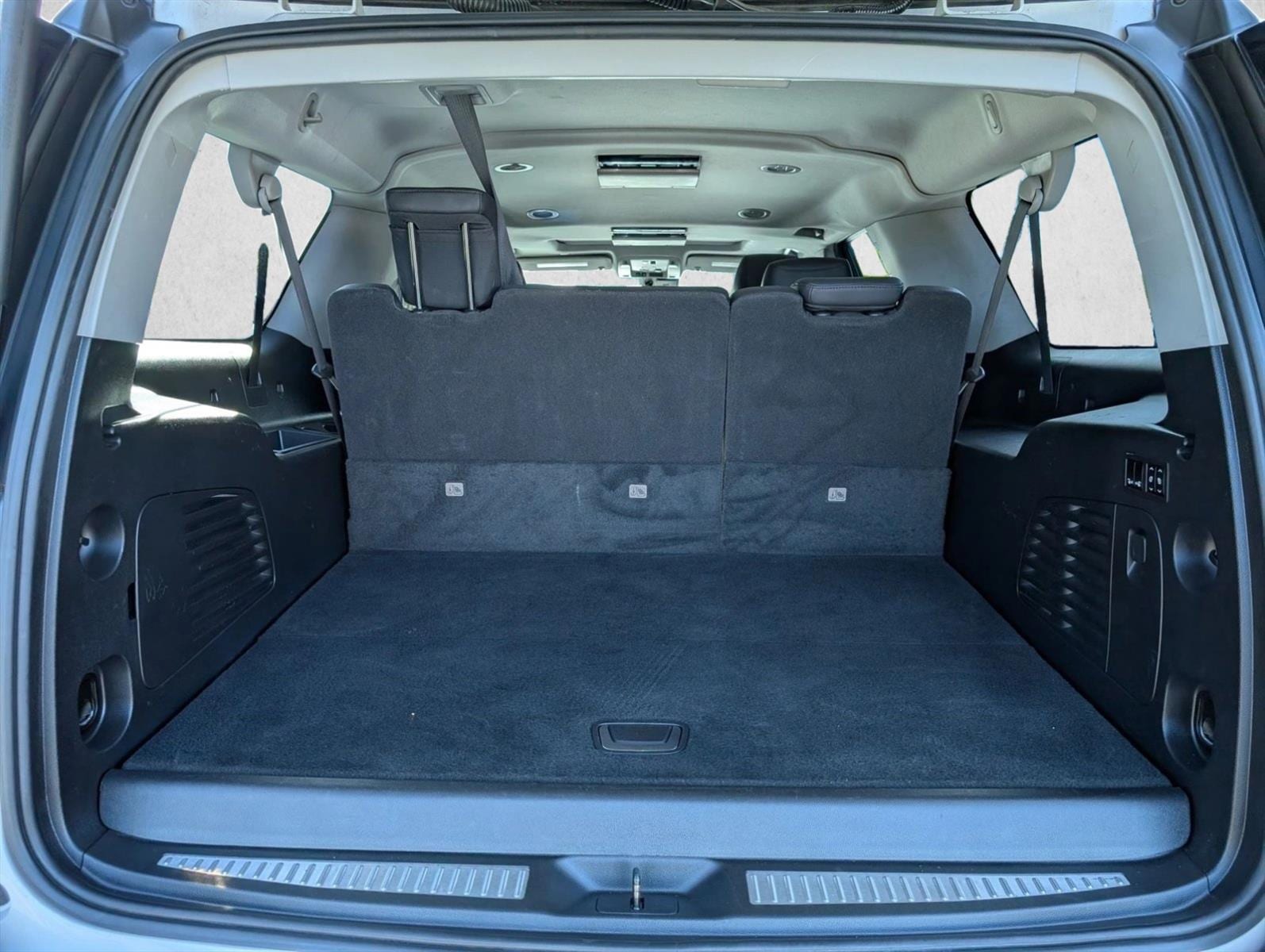 2020 CADILLAC Escalade ESV Luxury photo 5