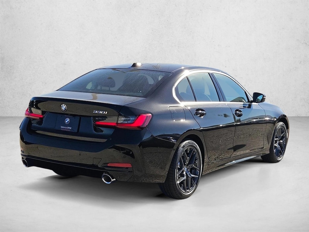 New 2026 BMW 330i Sedan