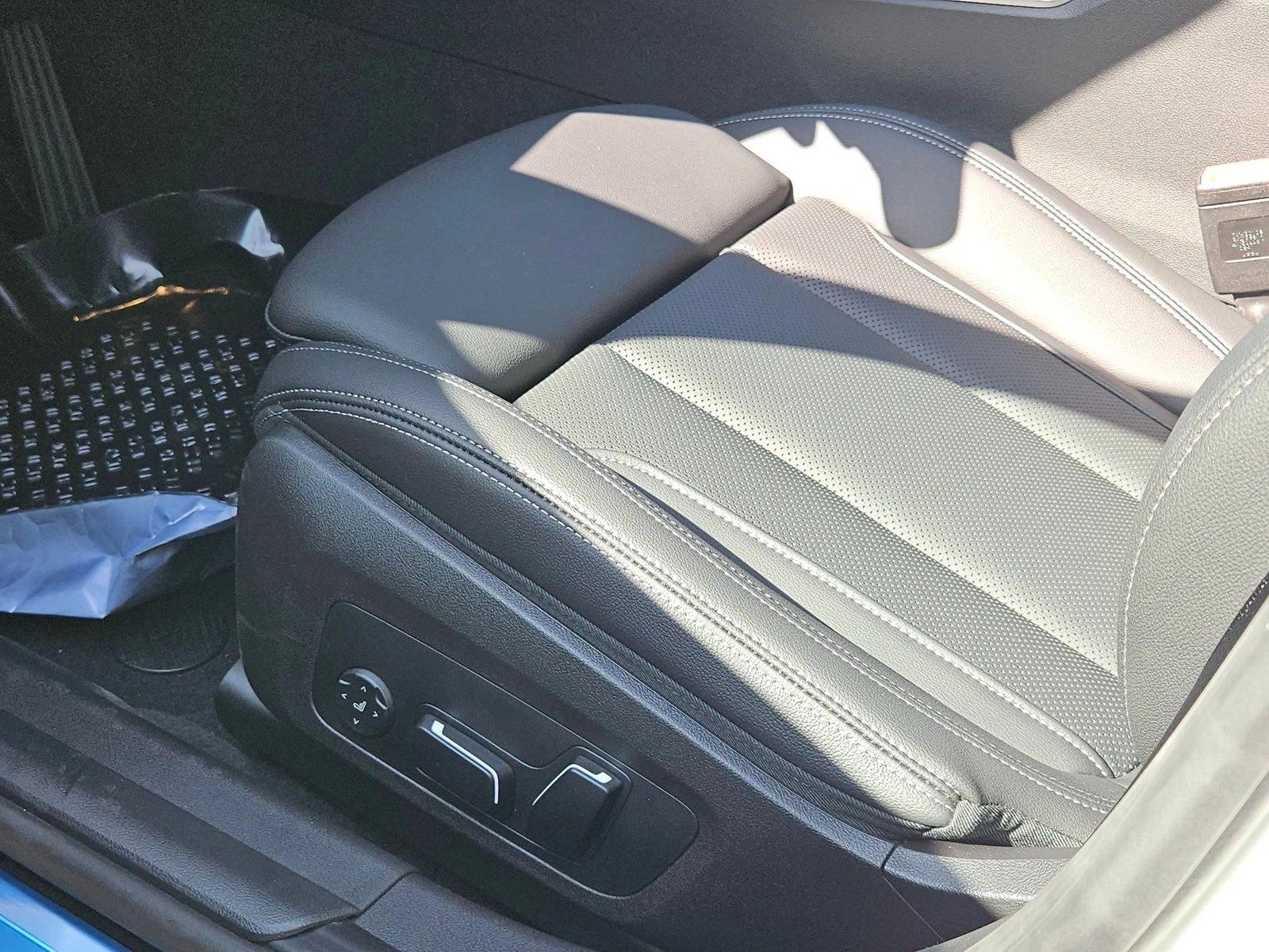 New 2026 BMW 330i Sedan