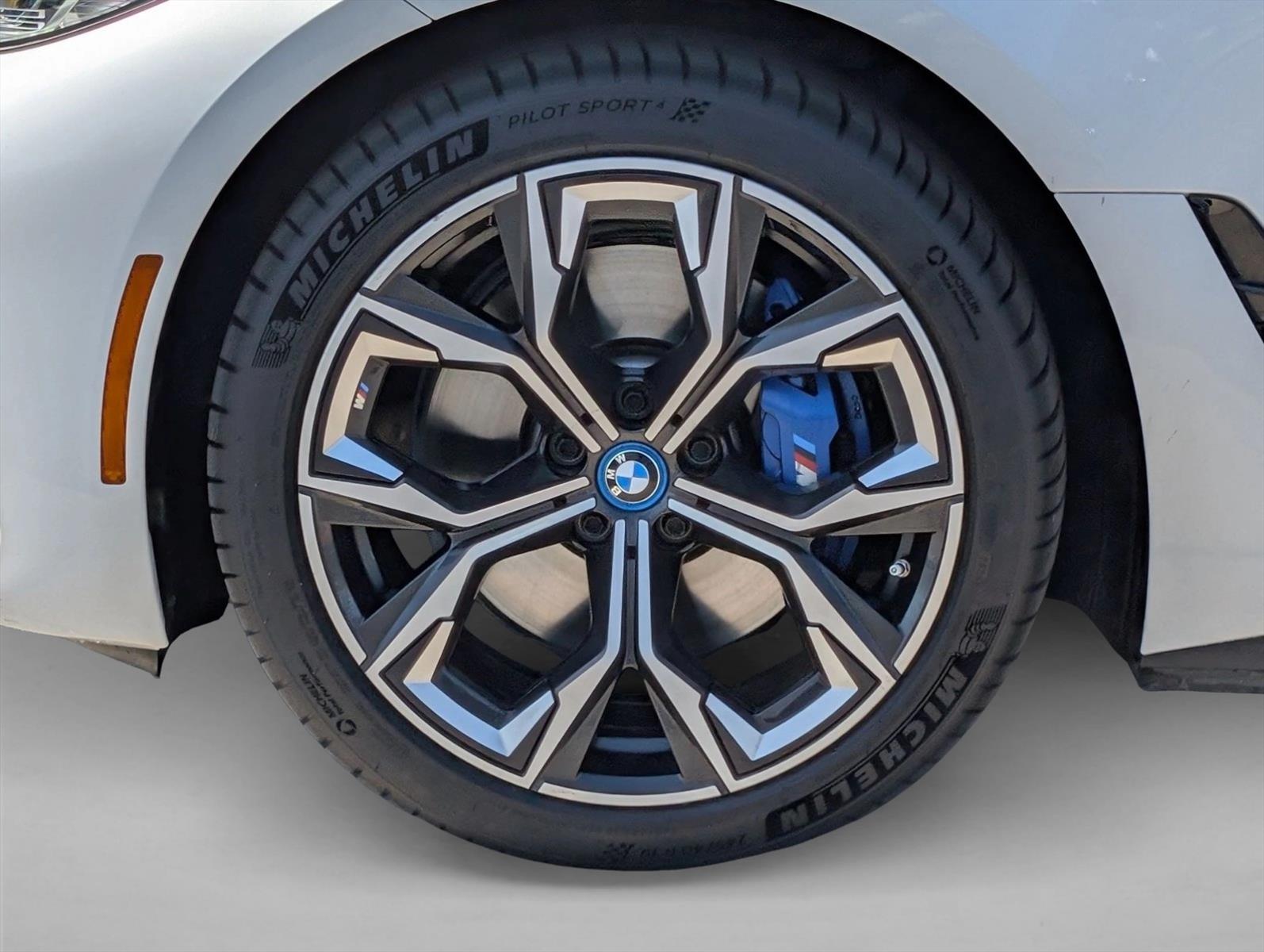 2023 BMW i4 40 - Photo 25