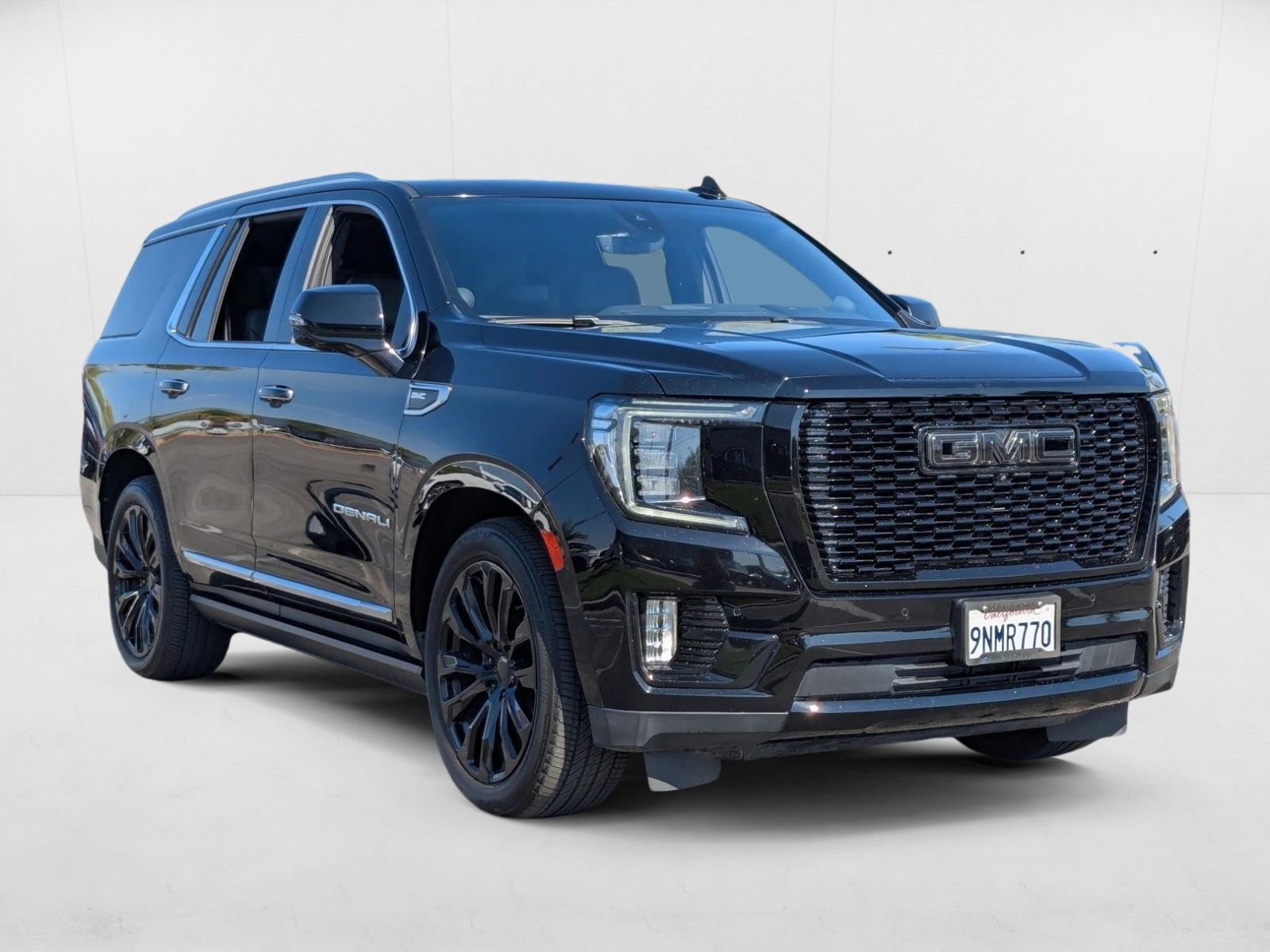 2021 Gmc Yukon Denali photo 3