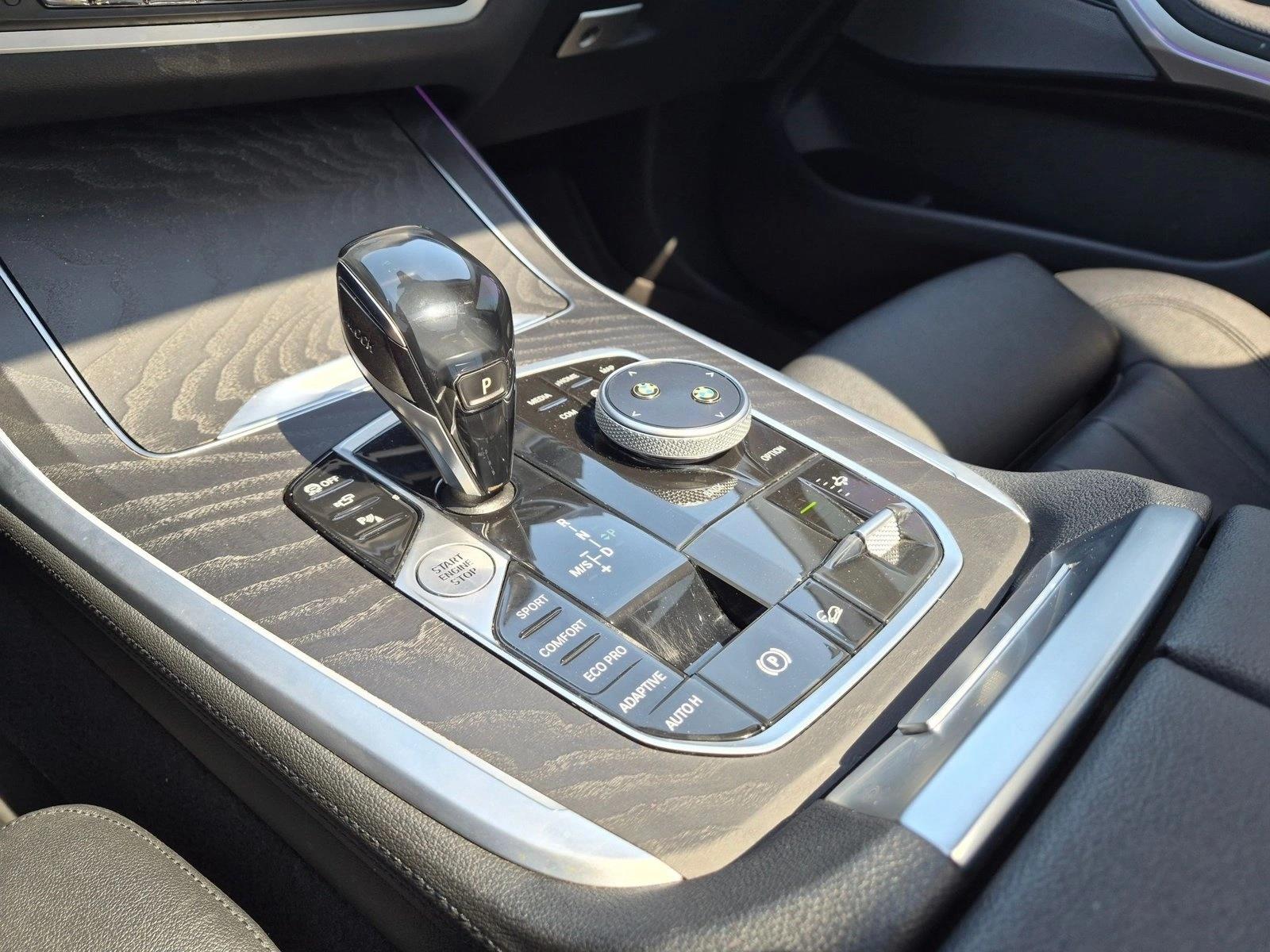 2021 BMW X7 40i - Photo 12