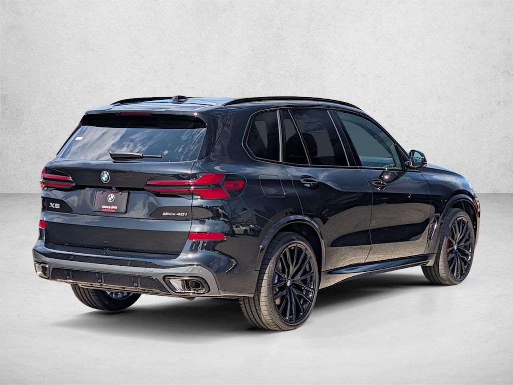 New 2026 BMW X5 sDrive40i SUV